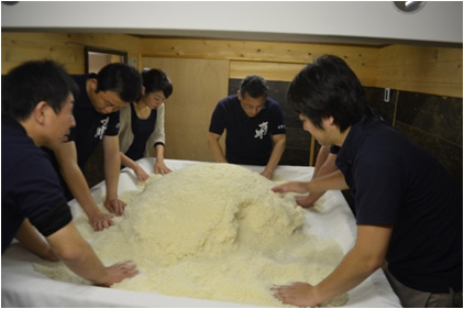 酒造り体験（有賀醸造合資会社）の写真1